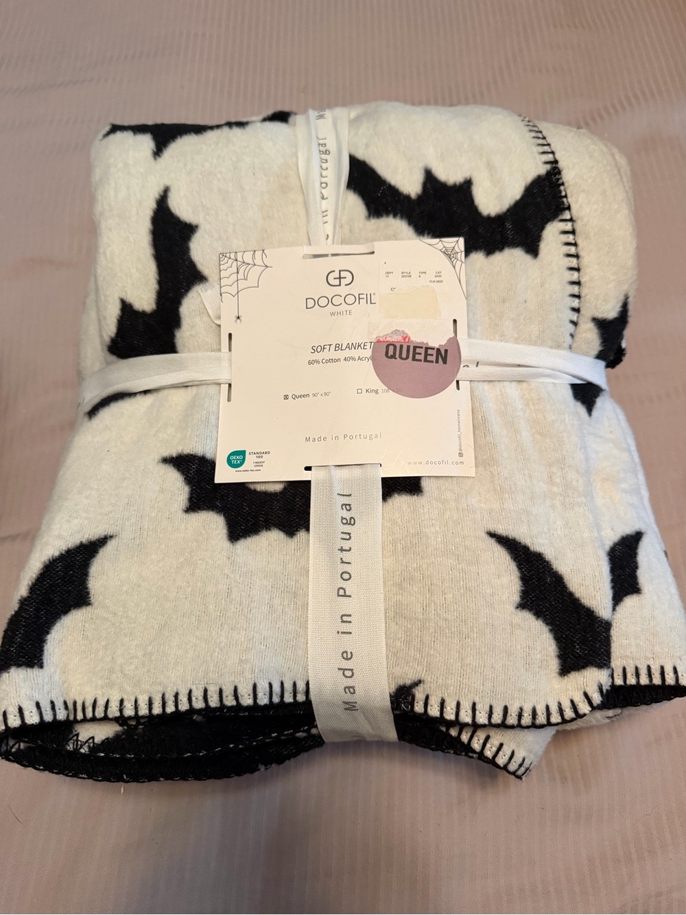 Docofil Halloween Bat Blanket Queen 90x90 White & Black Made in Portugal NWT